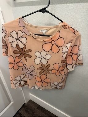 Versona Peach Floral Mesh Short Sleeve Top